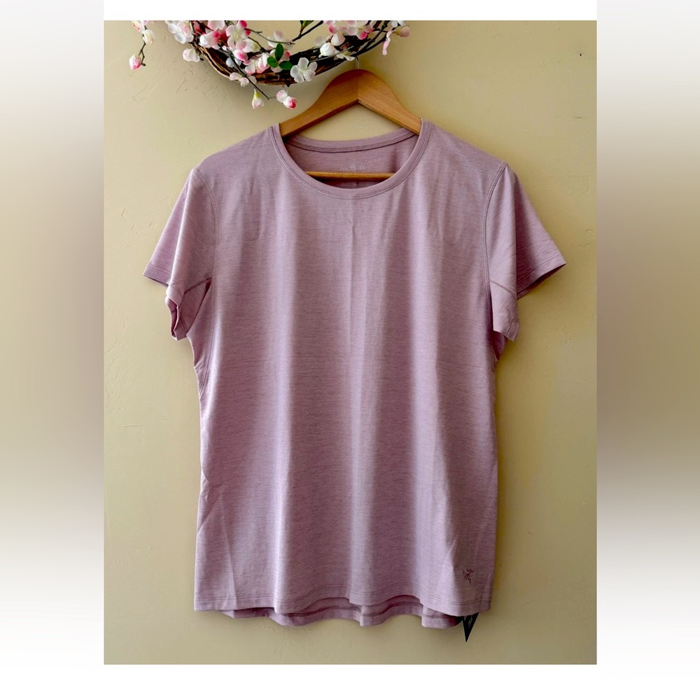 Arcteryx Womens Taema Crew Short Sleeve Shirt Size Medium rose pink